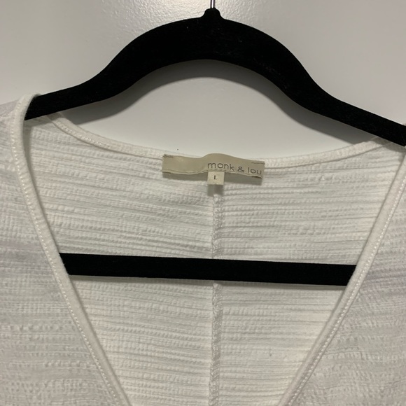 crop top - Picture 2 of 3